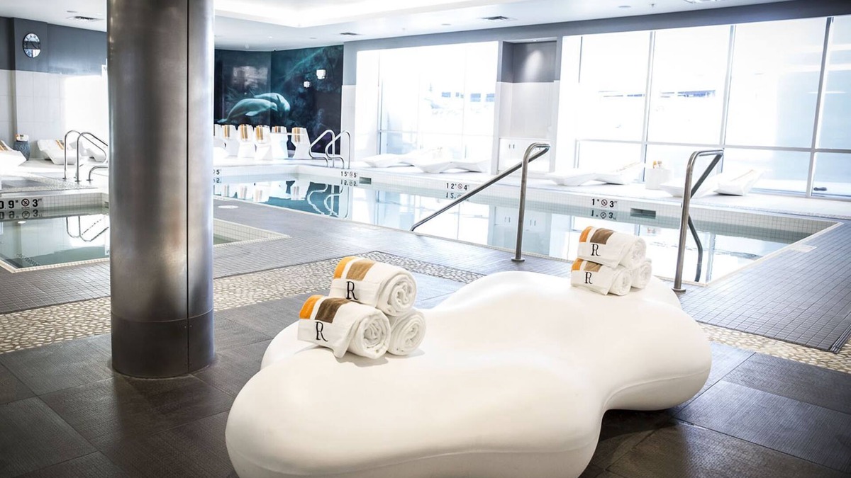 Edmonton International Airport Hotel | Renaissance Edmonton Airport Hotel