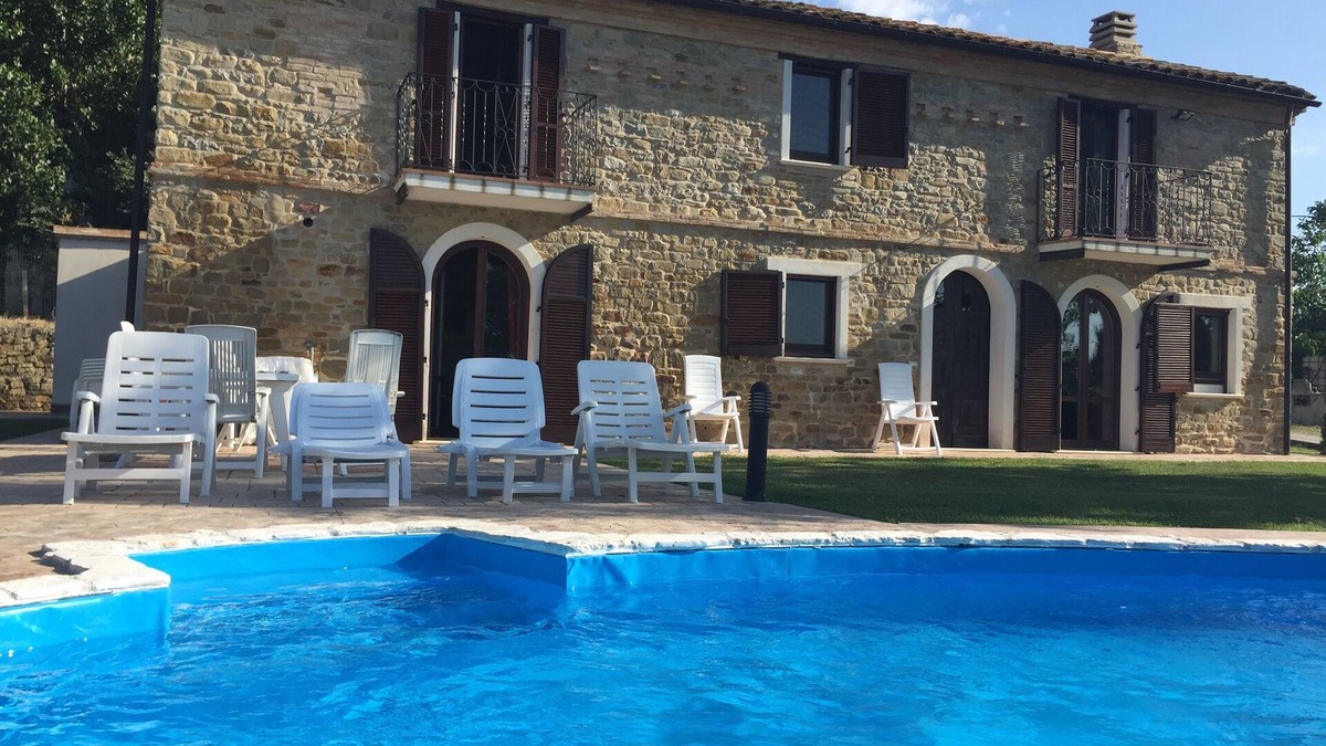 Castiglione Messer Raimondo Other | Renovated farmhouse with private swimming pool and spectacular views.