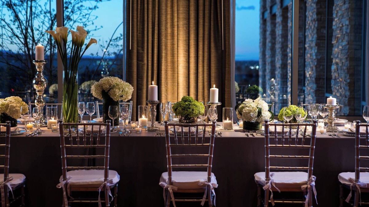 Broomfield Hotel | Renaissance Boulder FlatIron Hotel