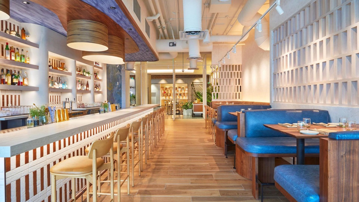 Ala Moana Hotel | Renaissance Honolulu Hotel & Spa