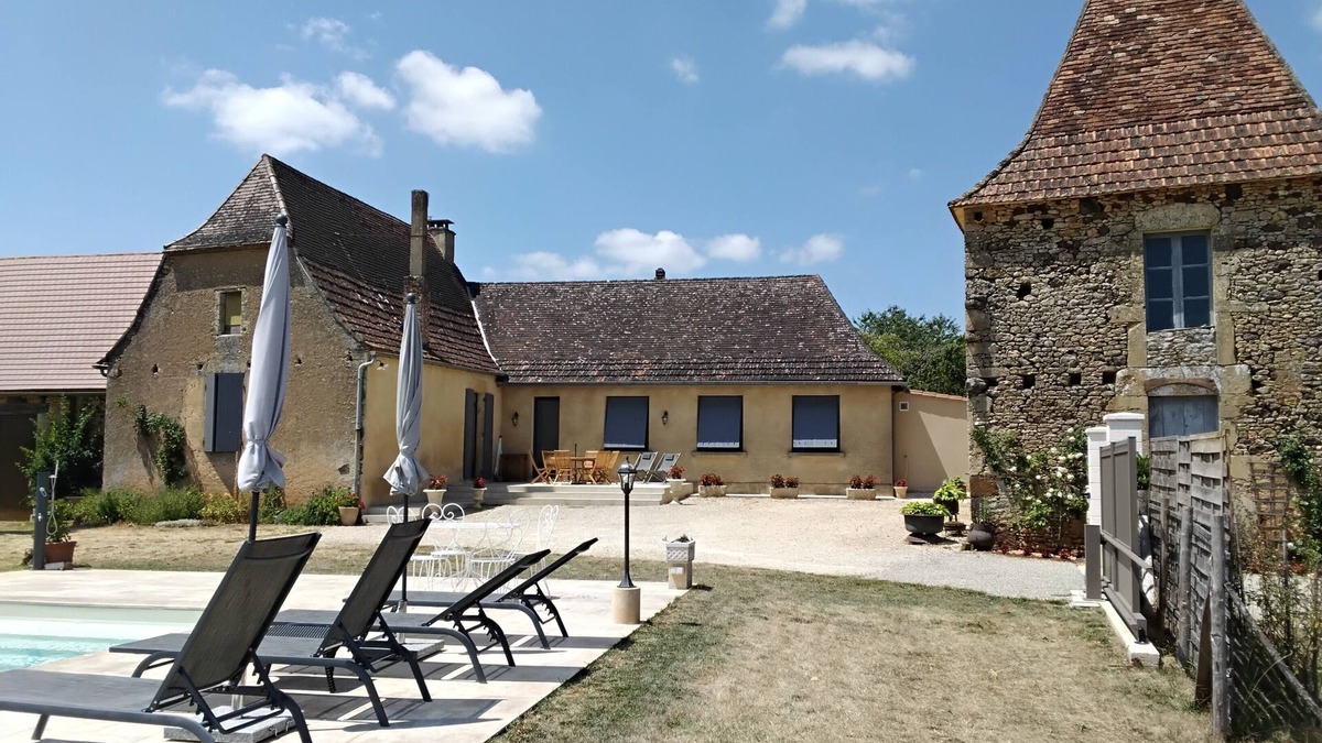Sainte-Alvere House | Renovated Perigord farmhouse -wifi, 2 bathrooms.
