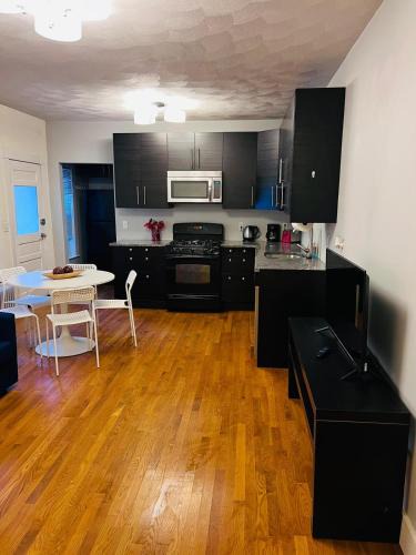 Allston Apartment | Renovated, 10 Min from the city