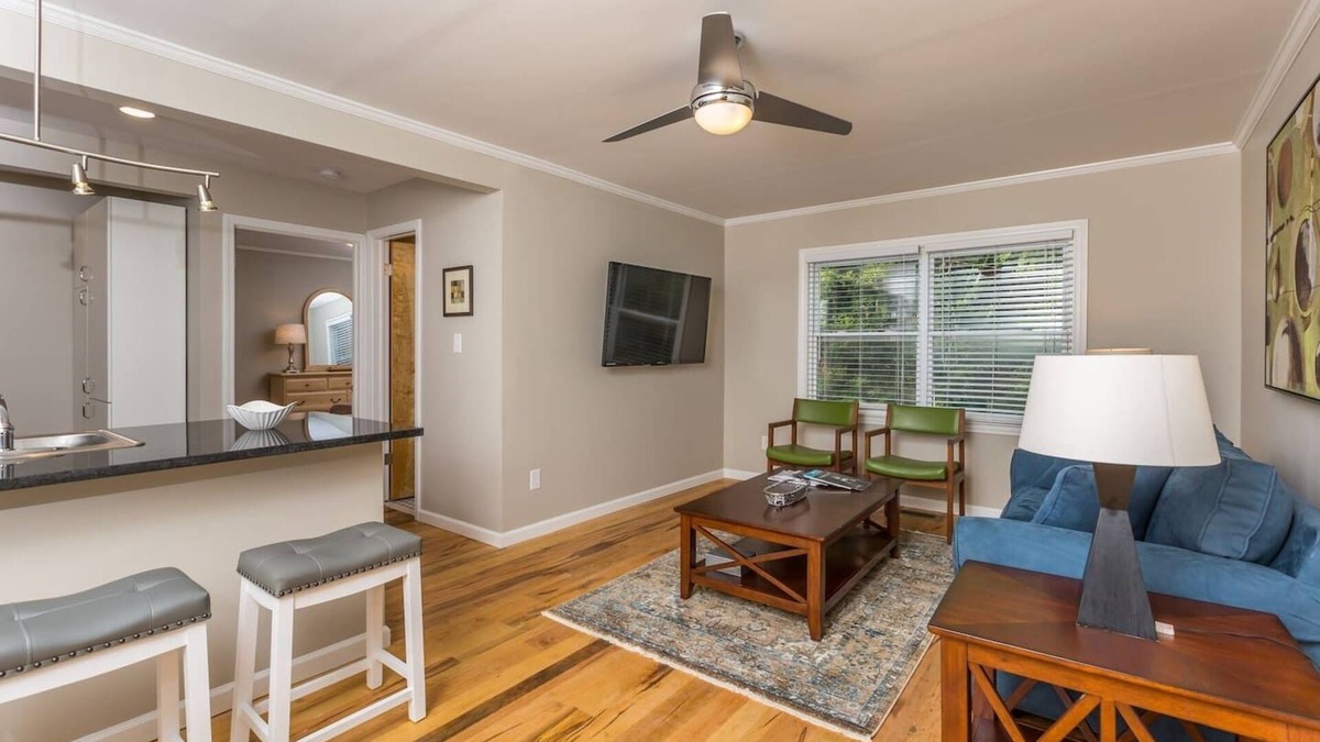 Winston - Salem Apartment | Renovated 1BR Apartment Steps from WFU Hospital