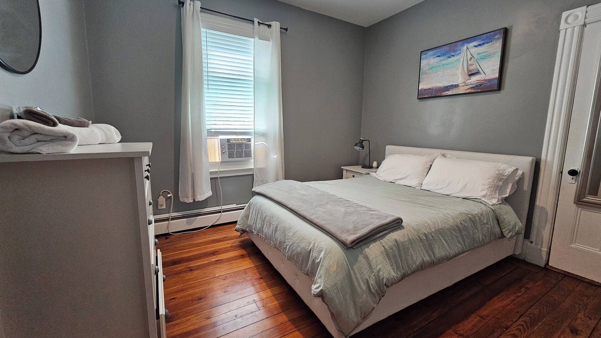 Top of the Hill Apartment | Renovated 2 bed near downtown