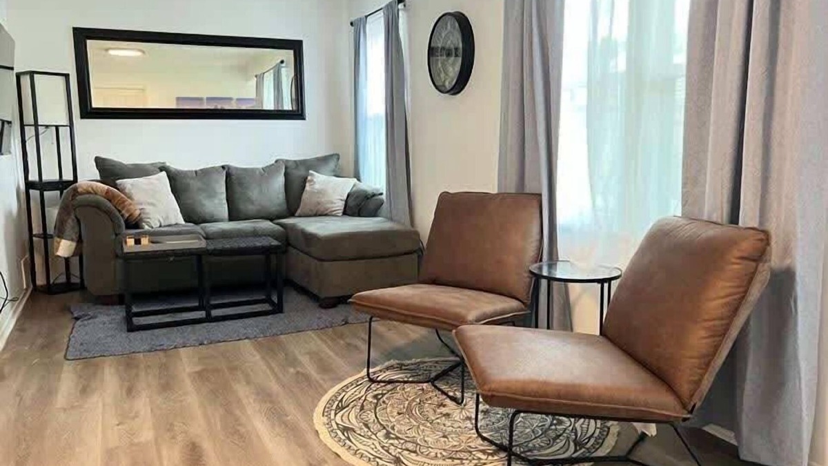 Madison Heights House | Renovated 3BR Home w/Parking & Pet-Friendly