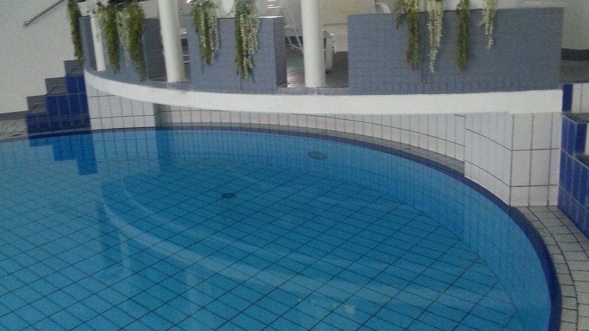 Wurster Nordseekuste Apartment | renovated. 75 m². Indoor pool & sauna. Beach chair🐶Beach 🏖️