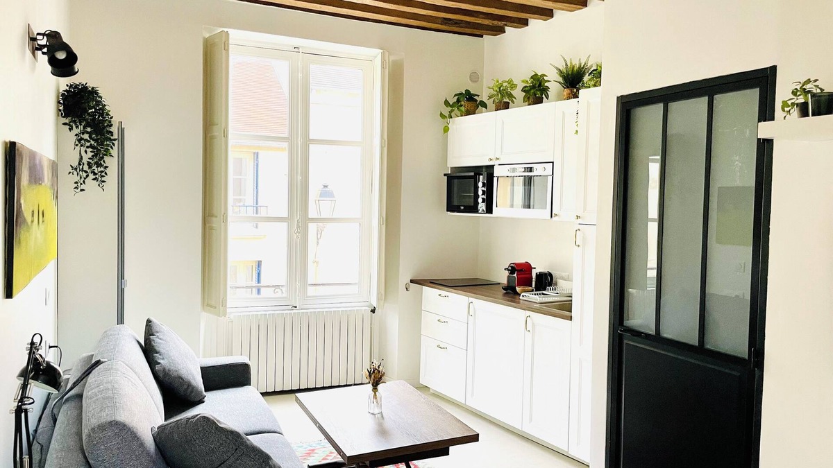 Marly-le-Roi Apartment | Renovated and very functional studio, Marly-le-Roi