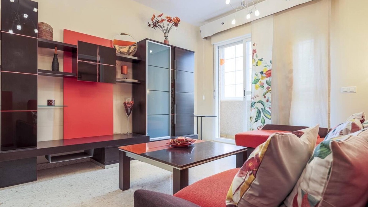 Consolacion Apartment | Renovated apartment in Seville Macarena neighborhood near Miraflores park