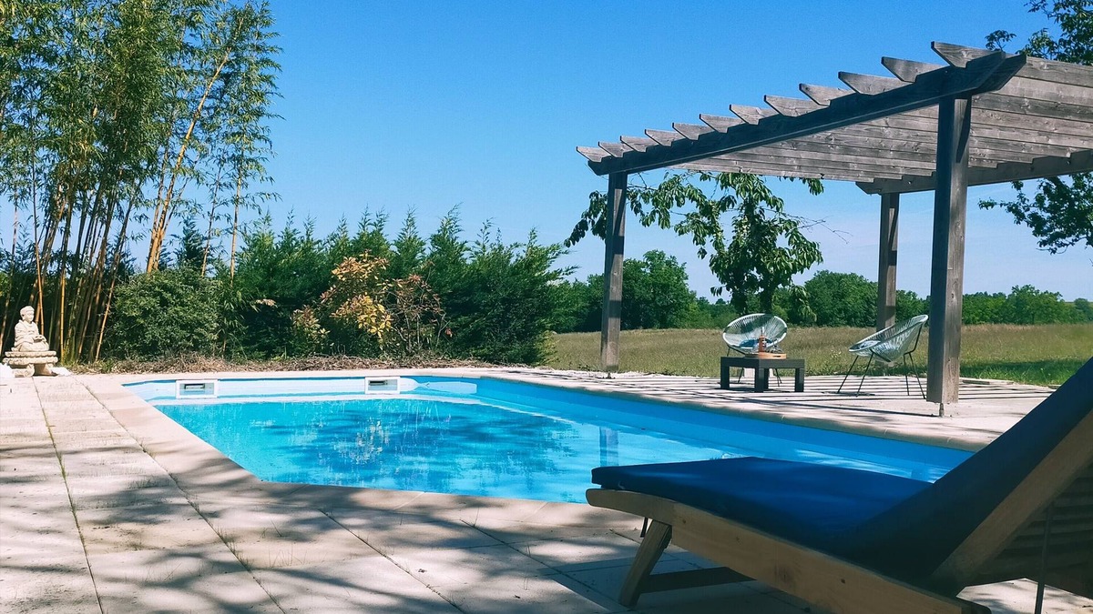 Bourg-de-Visa House | Renovated country house large intimate fenced park private swimming pool jacuzzi
