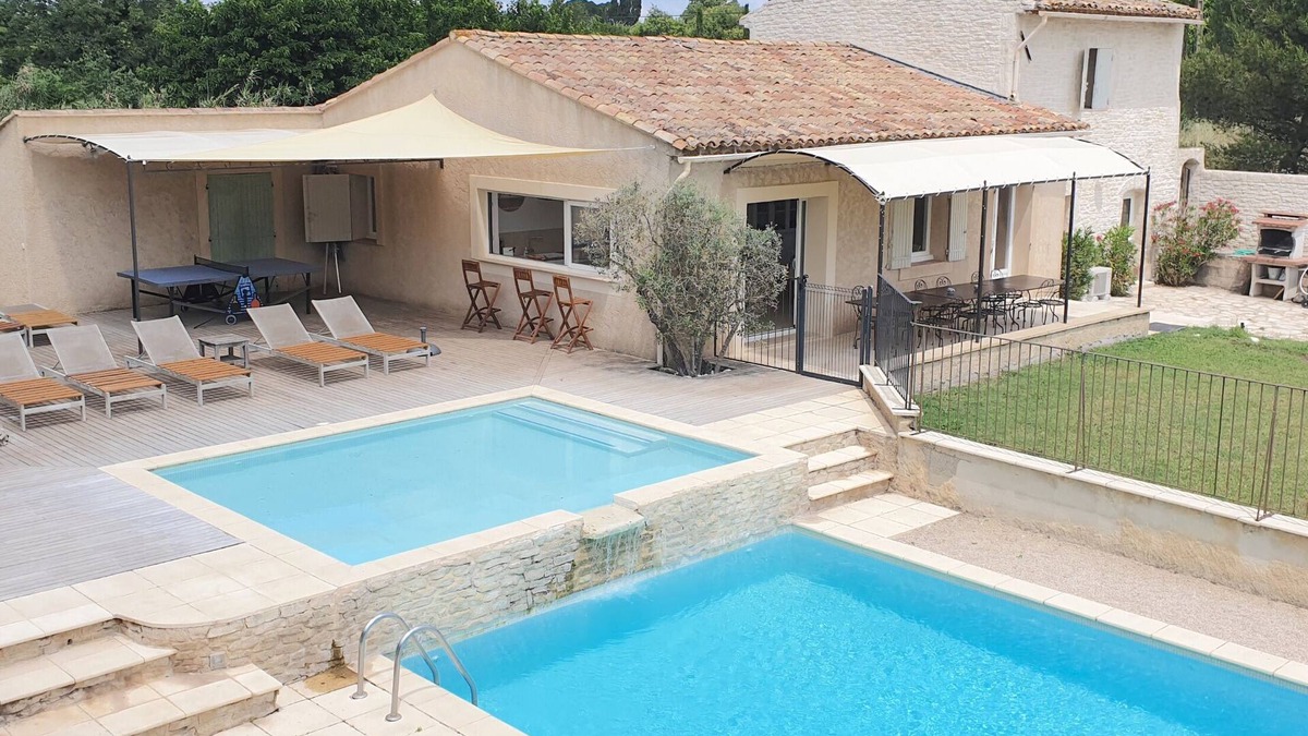 Taillades House | Renovated country house, ideal for 3 families, with heated pool, tennis.