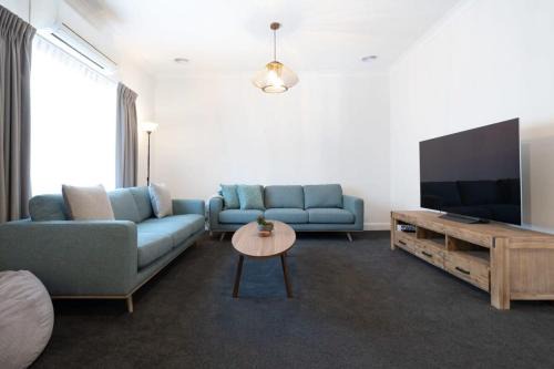 Invermay House | Renovated Delight in Invermay