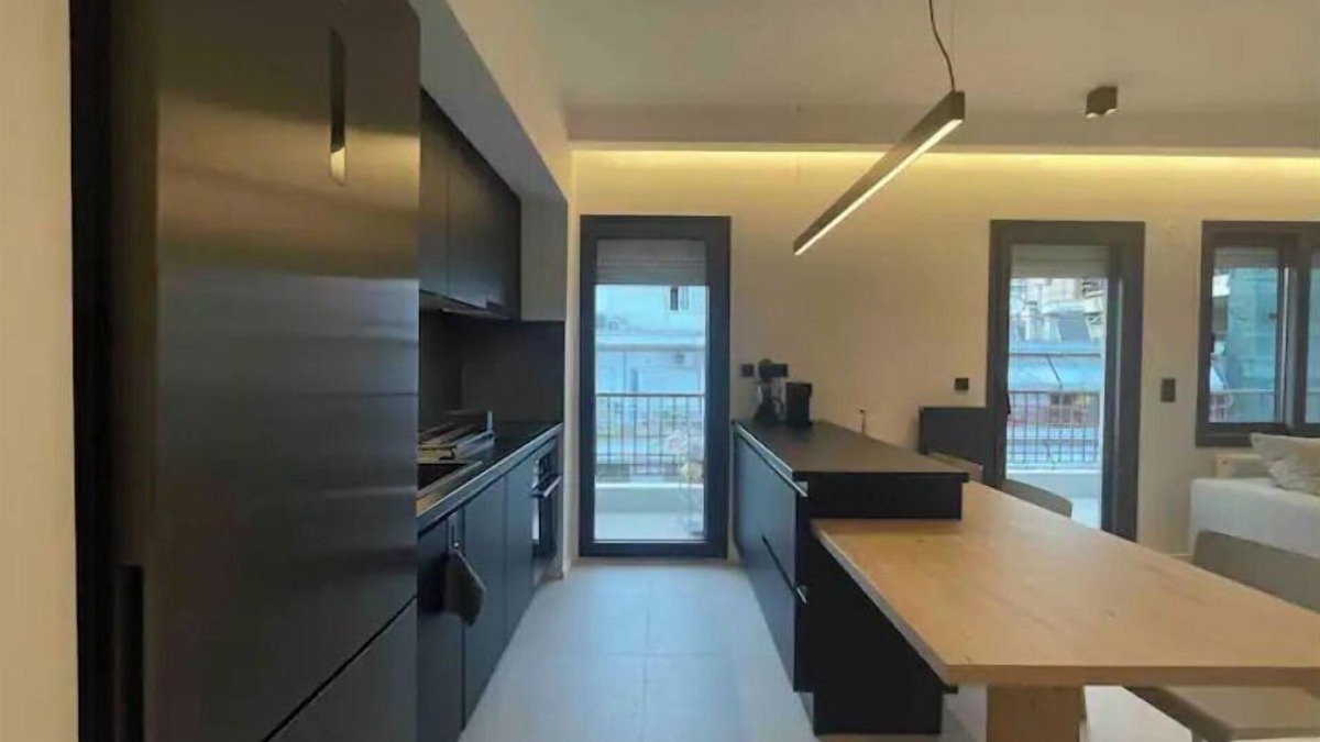 Kalamaria Condo | Renovated family friendly condo