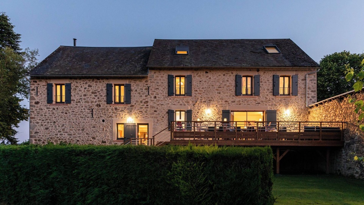 Le Grand-Bourg House | Renovated farmhouse ideal for families and groups