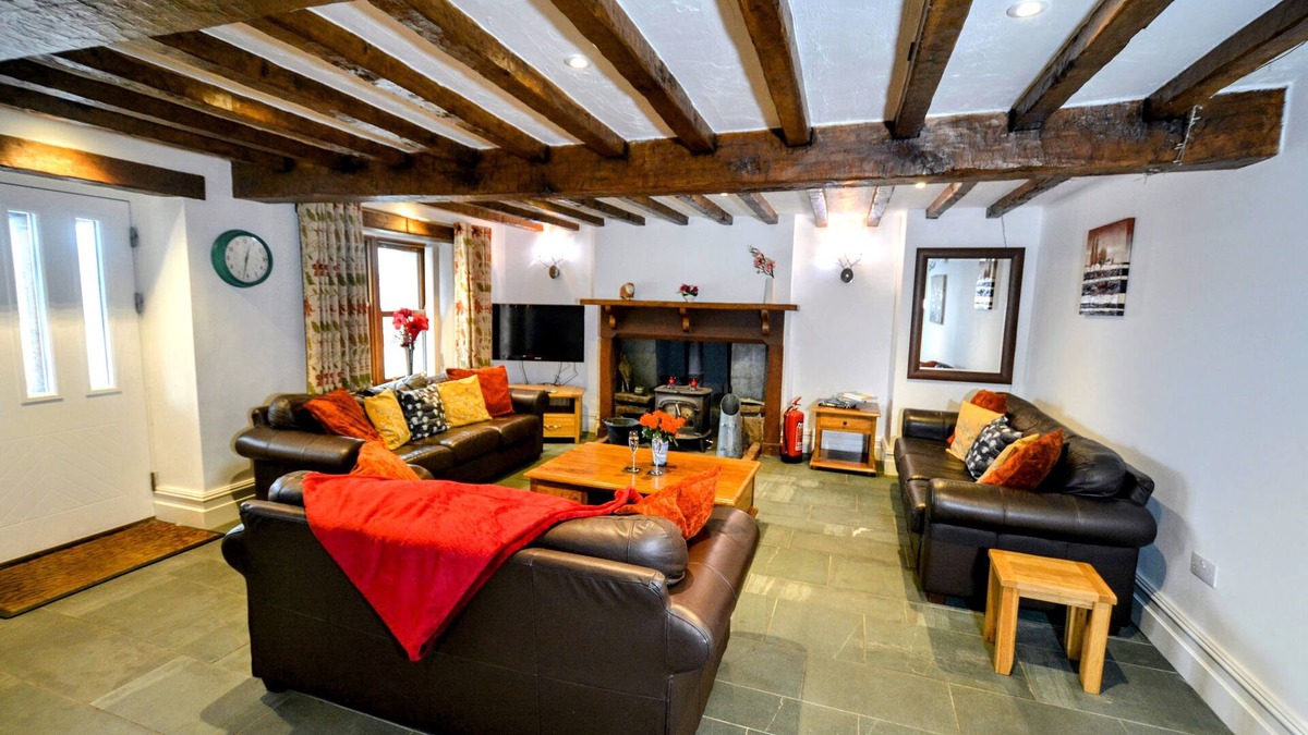 Holmrook House | Renovated Farmhouse in Picturesque Eskdale Valley