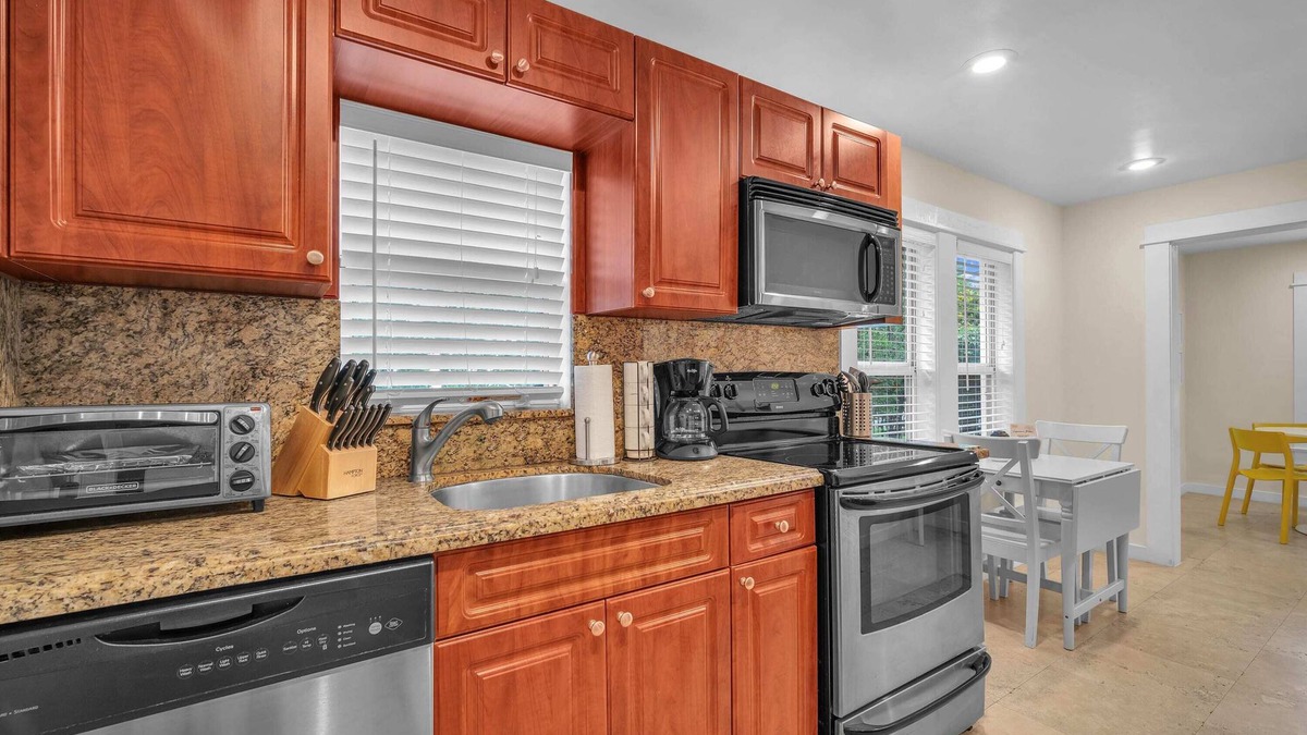 Southwest Coconut Grove House | Renovated Grove Bungalow | Steps from Coconut Grove