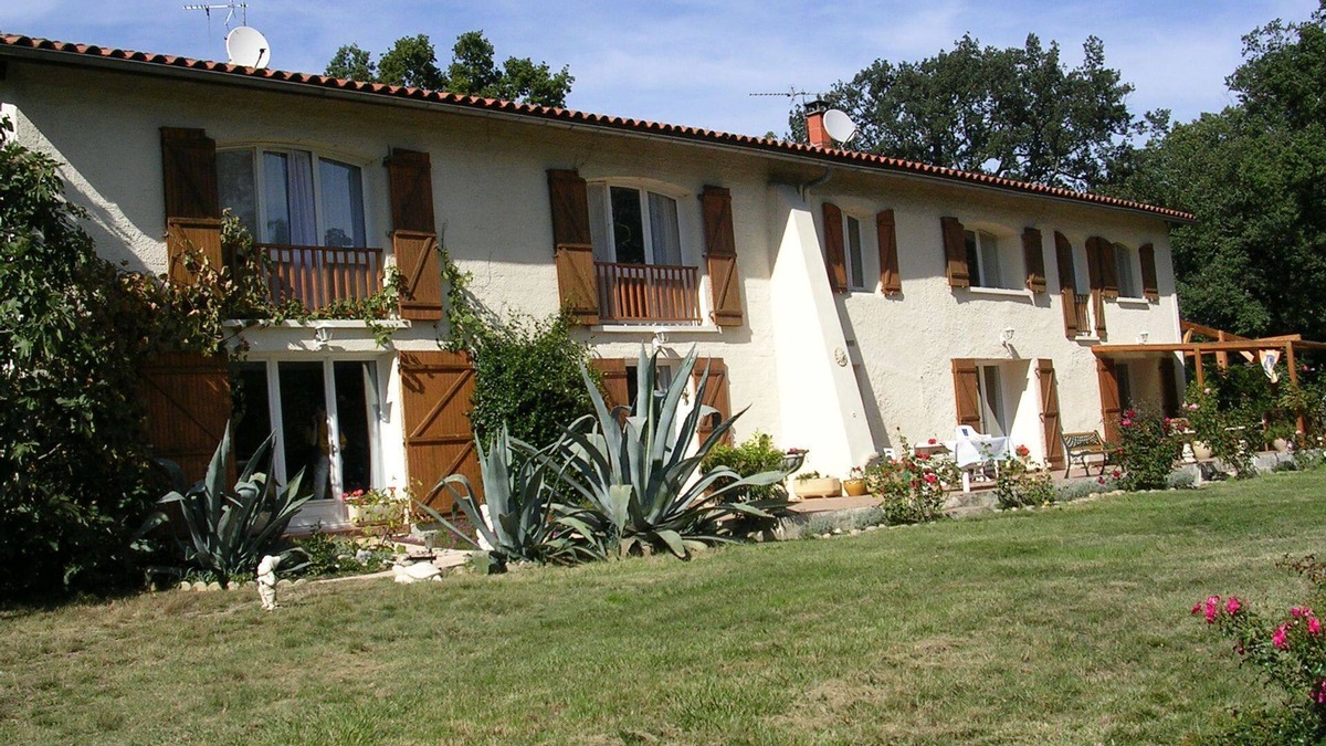 Bezac Other | Renovated hilltop farmhouse property 17 hectares, gorgeous views close to Bonnac