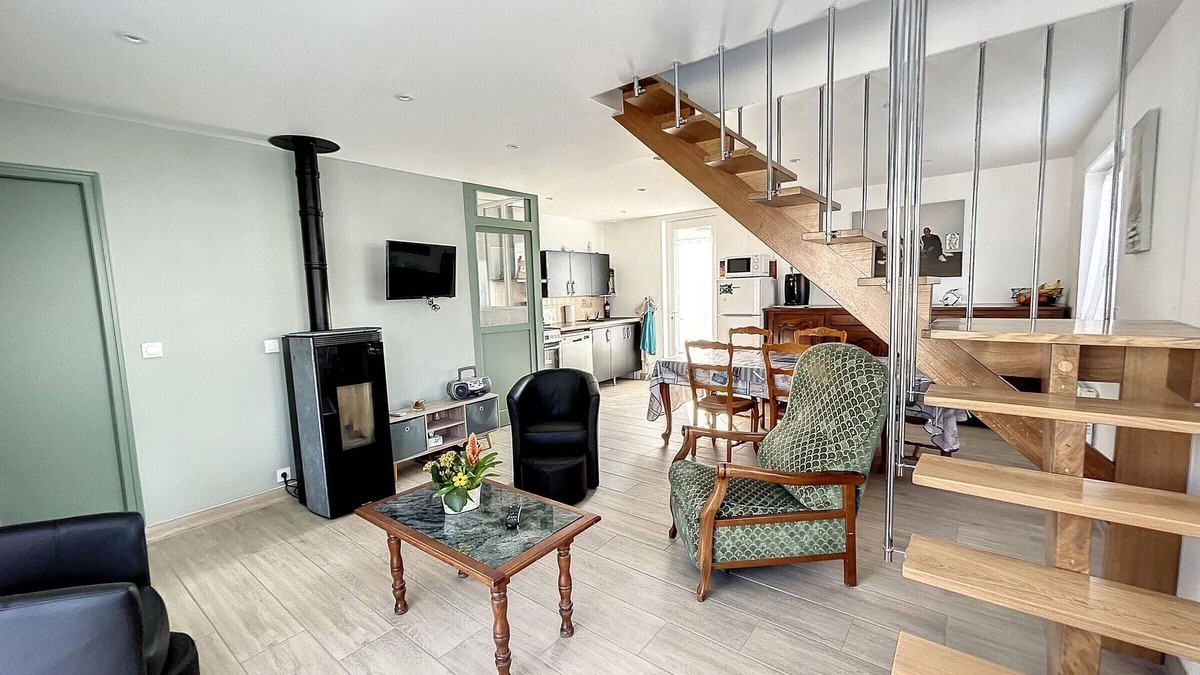 Jullouville-les-Pins House | Renovated Home - 3 Bedrooms - City Center - Close to Beach