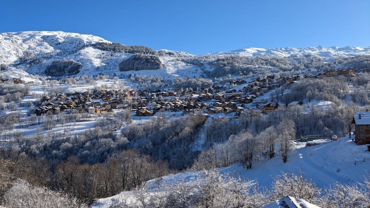 Villarabout Ski Chalet | Renovated house in authentic hamlet in the heart of the 3 Vallées ski area