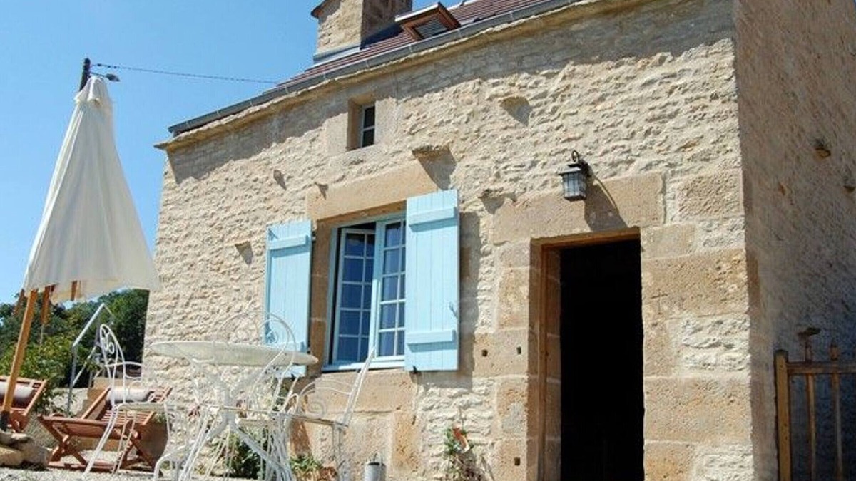 Cohons Cottage | Renovated Independent Cottage with Forest Walks and Valley Views