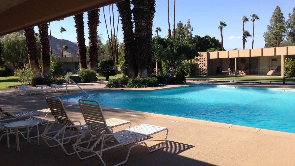 Palm Desert Condo | Renovated mid-century escape, with brand new kitchen and bathrooms.