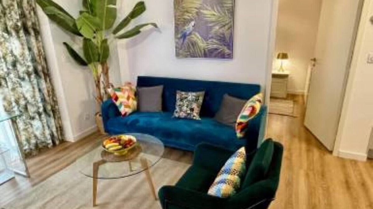 Prado - Republique Apartment | Renovated, modern apartment in city palace 10 minutes walk from Croisette