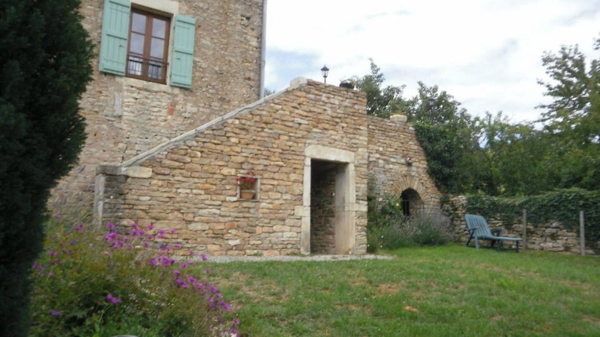 Chassey-le-Camp House | Renovated old house on wine estate