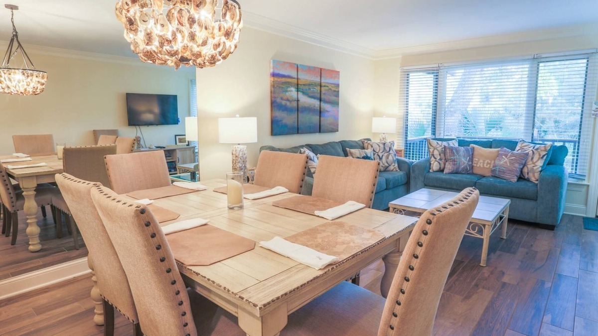 West Beach Village Villa | Renovated Pet-friendly Kiawah Island Villa. 5 Min Walk to Beach! Close to Cougar Point Clubhouse!