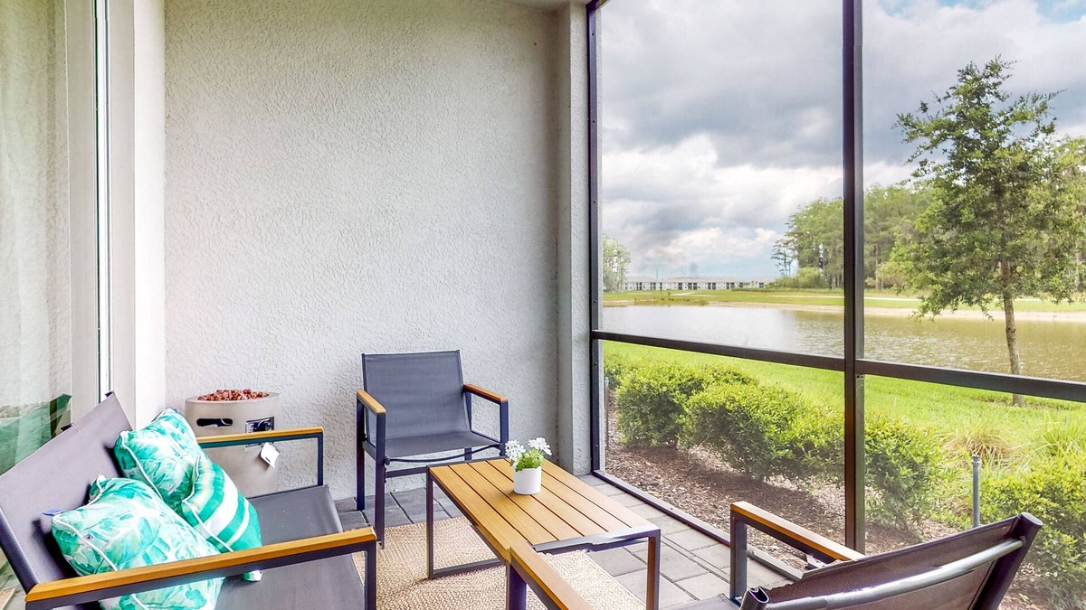Immokalee Condo | Renovated Pet-Friendly condo - golf, & grill access