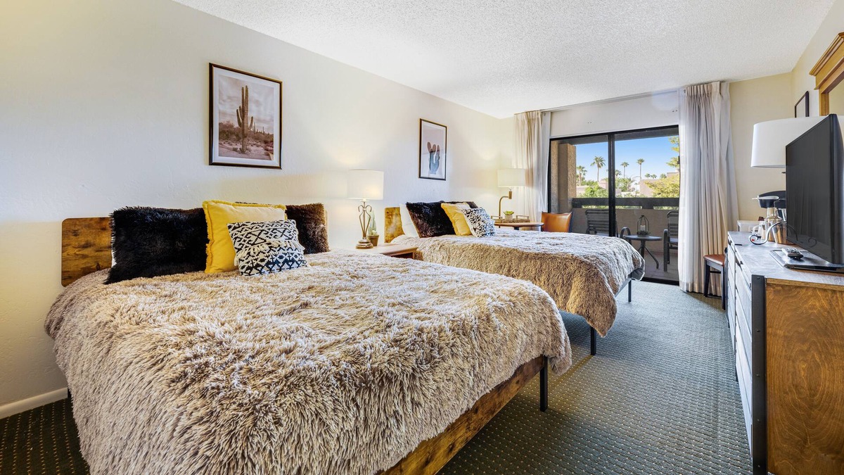 Sands Scottsdale Townhouse One Condo | Renovated Second-Floor Suite w/Fast WiFi, Shared Pool, Washer/Dryer, Central AC