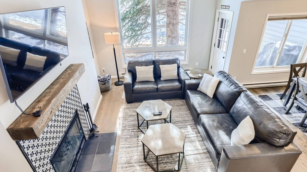 Edwards House | Renovated townhome in Homestead community of Edwards