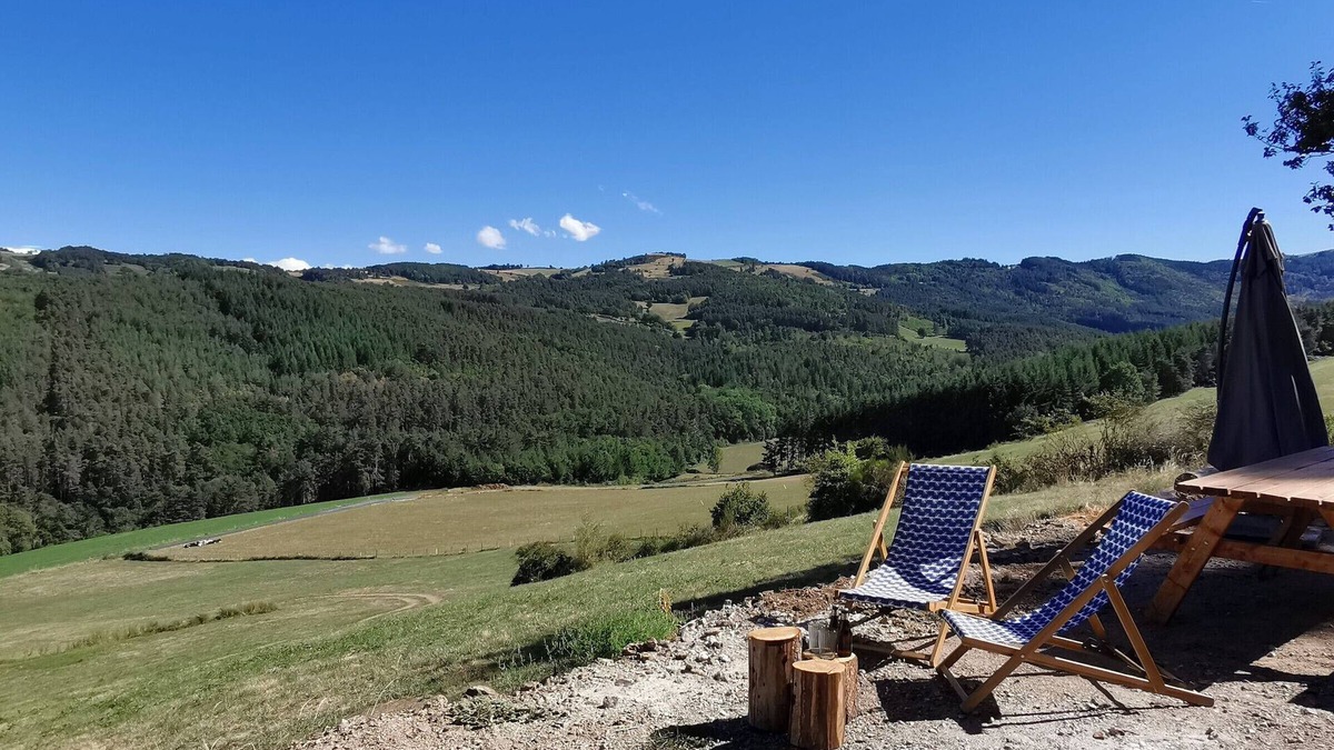 Langeac Cottage | Renovated vineyard house in Langeac, nature and hiking