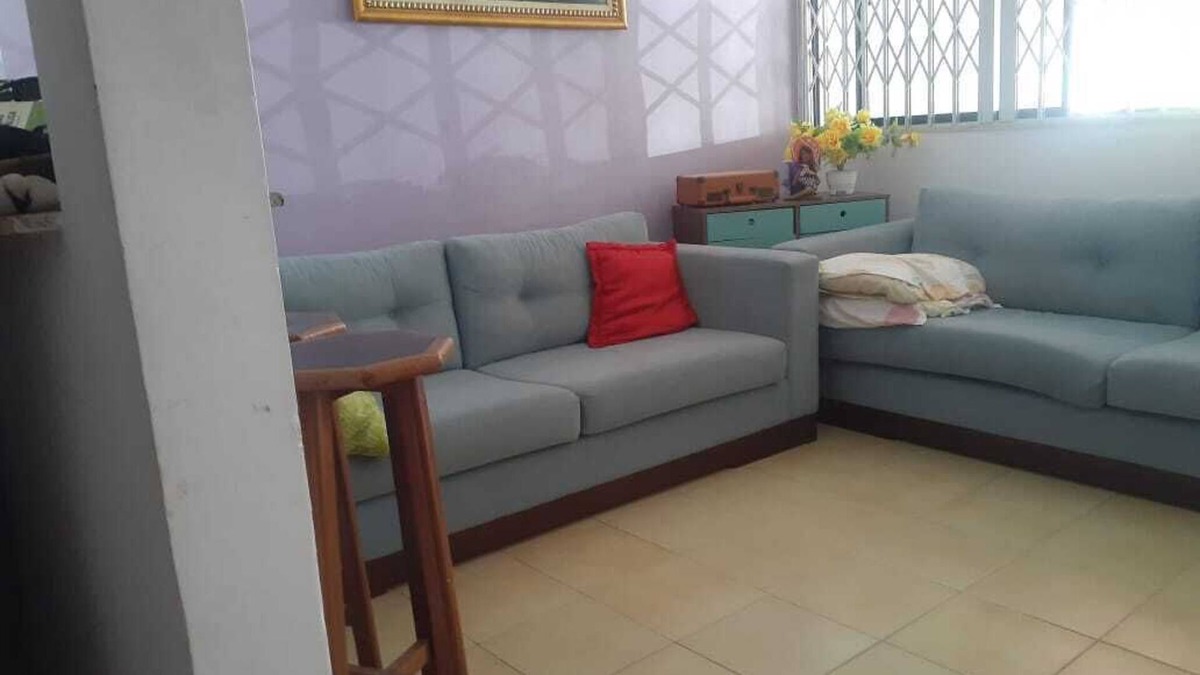 Piata House | Rent 3-bedroom village, beach front.