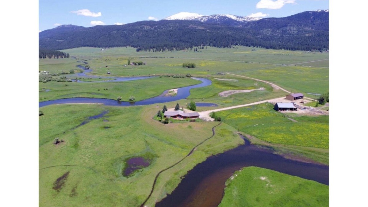 New Meadows Cabin | Rent a 115 acre Ranch-The Lodge at Hotsprings Ranch