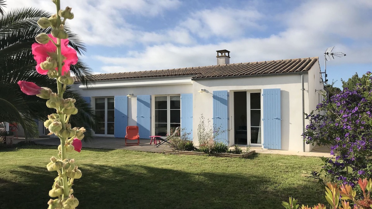 La Bree-les-Bains Villa | Rent in Oléron-La Brée house 8 pers, classified 4*, quiet, near beach & shops