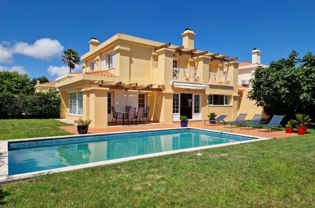 Sao Pedro de Penaferrim House | RENT4REST GOLF LOVERS PARADISE 4BR VILLA WITH Pool