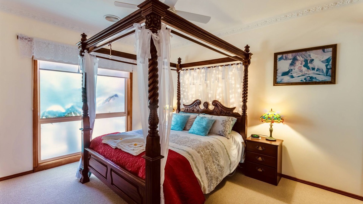 Wallington Cottage | RENTAL ACCOMODATION NEAR OCEAN GROVE, BEACHES, ADVENTURE PARK, WINERIES, CAFES