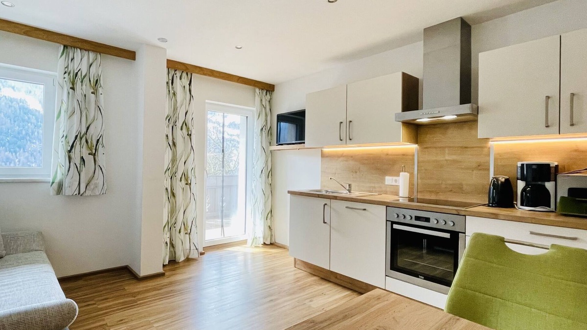 Virgen Apartment | Rental-Classic-Private Bathroom-Balcony-Dorfapartment