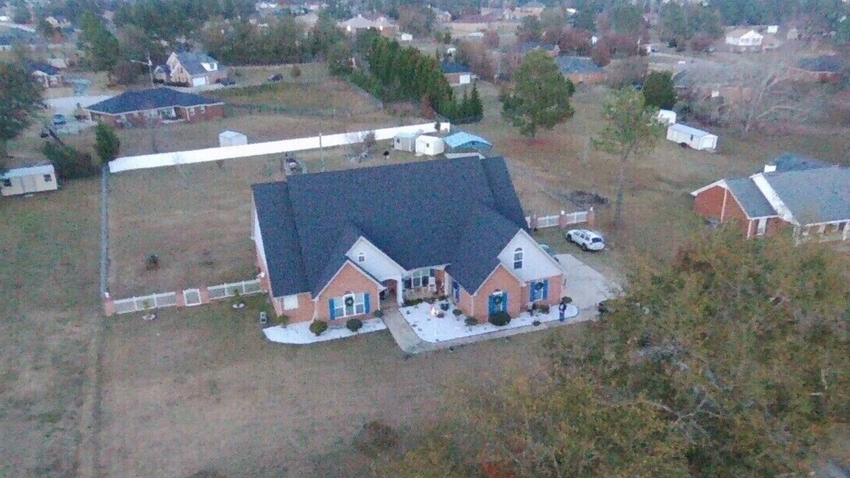 Peach Orchard House | Rental Master Week 2020 Only -Close to Diamond Lake -plenty sleeping space
