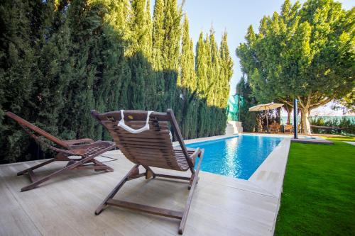 Almensilla House | RentalSevilla Brisa del Aljarafe con piscina climatizada a 15 minutos de Sevilla