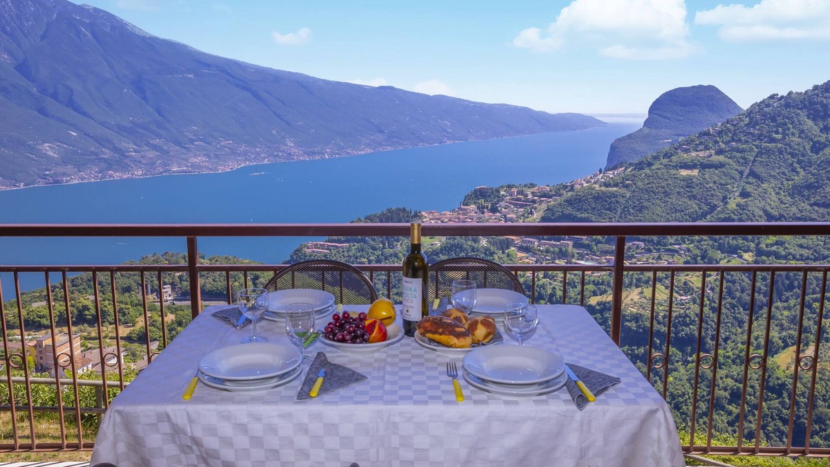Campi Apartment | Residence Bellevue 8, Tremosine, Italy