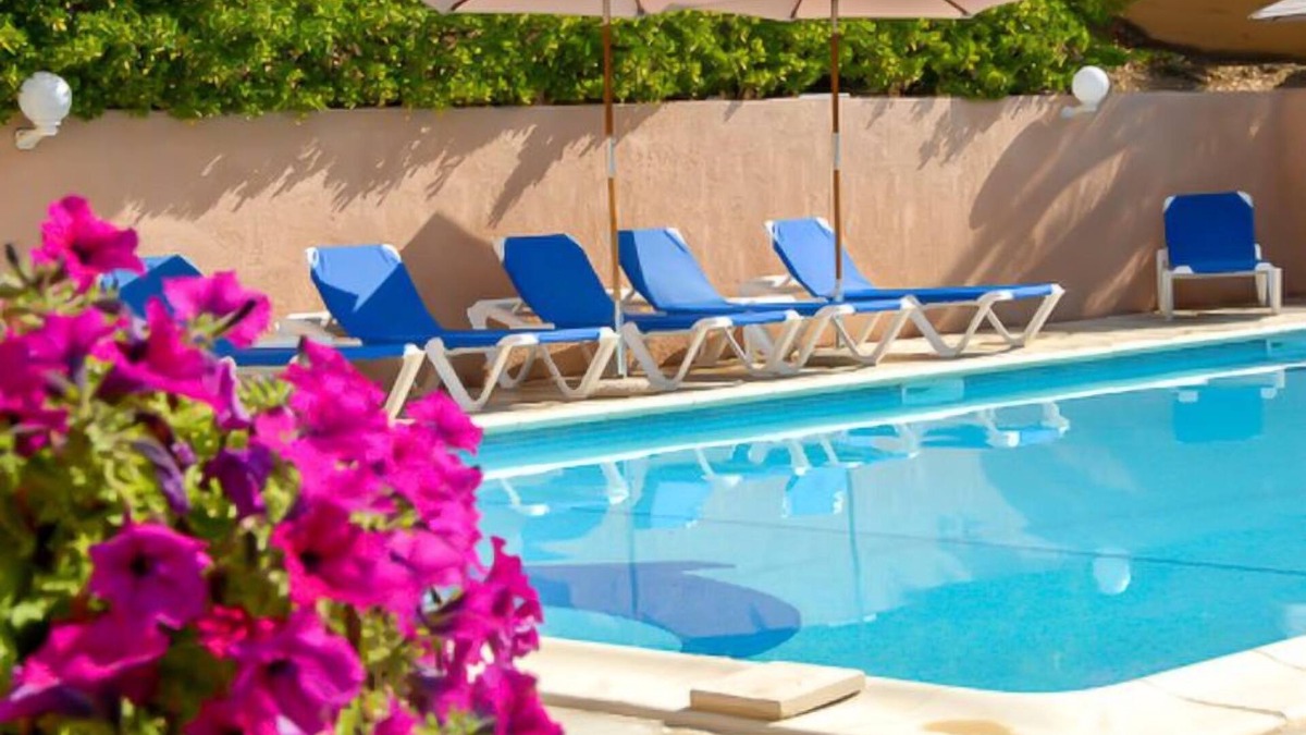 Serriera Apartment | Residence Cabanaccia 3 Pieces 6 Pers by Interhome