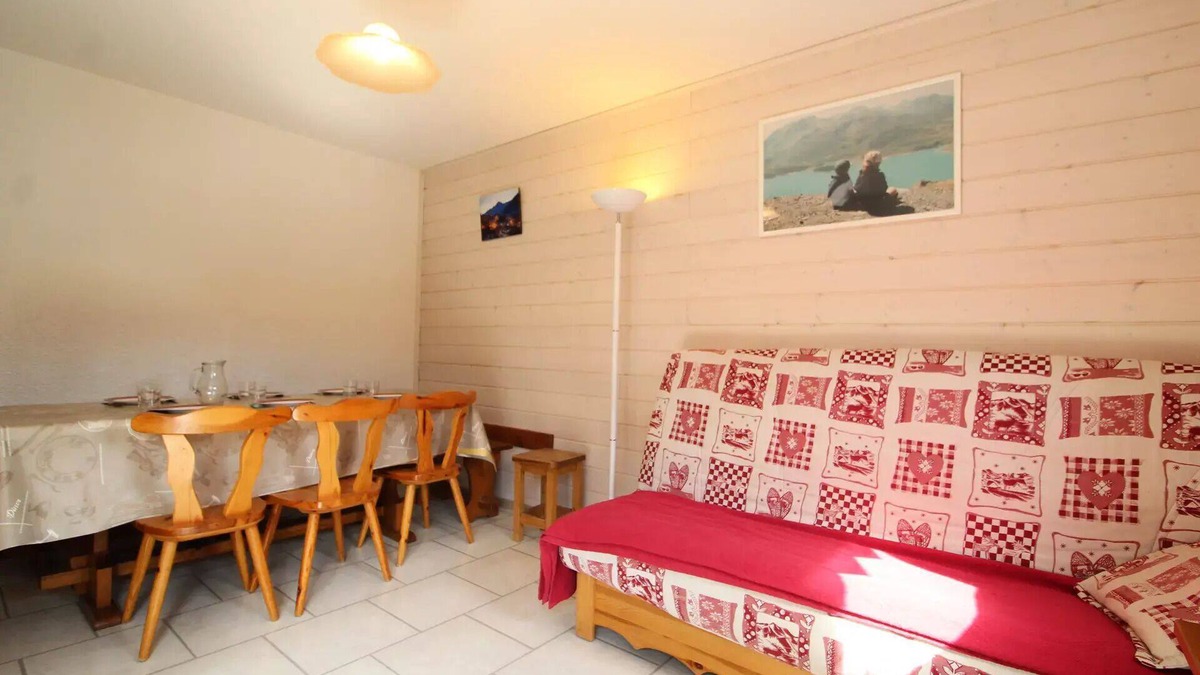 Lanslevillard Apartment | Residence Chevallier - 3 Rooms for 6 People