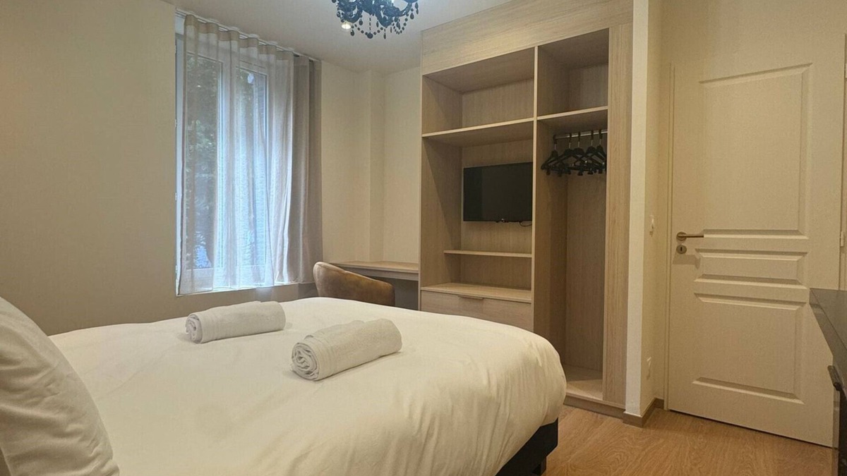Chateau-Ville-Vieille Apartment | Residence VillaBelleFleur-Apartment La Gentiane