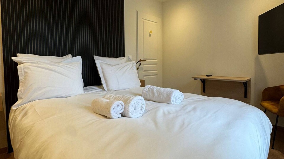 Chateau-Ville-Vieille Apartment | Residence VillaBelleFleur-Apartment L'Ancolie