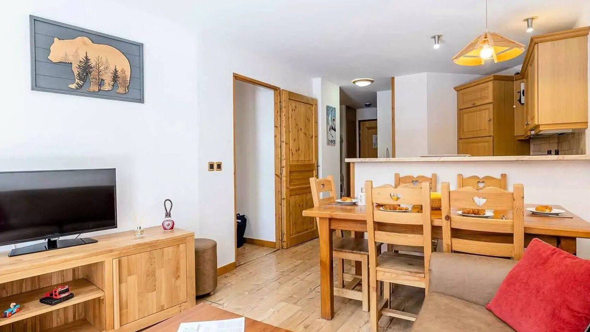 Pralognan-la-Vanoise Apartment | Residence Les Jardins de la Vanoise * - 3 Rooms Coin Montagne 9 People