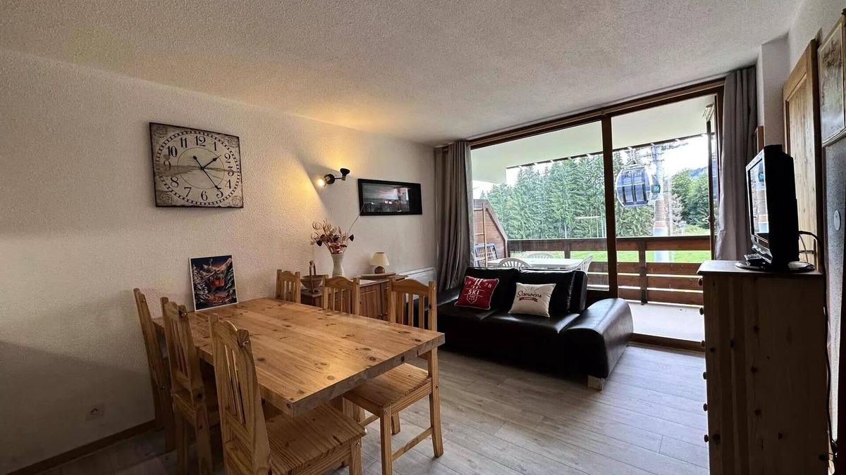 Les Esserts Apartment | Residence Gelinotte - Apartment 6 people near kindergarten