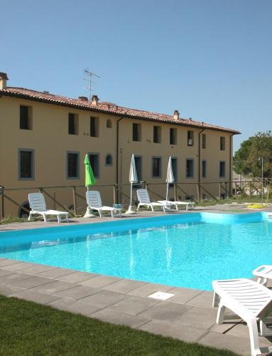 Pieve di Santa Luce Apartment | Residence Giuly Rosselmini