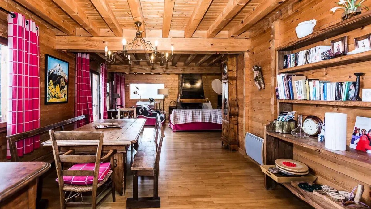 Bellentre Ski Chalet | Residence L'ETERLOU - Chalets for 10 People