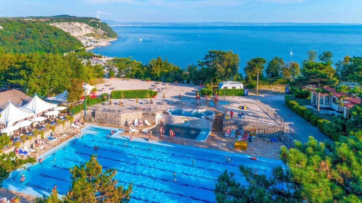 Sistiana Apartment | Residence Mare Azzurro Apartment Carso for 6 persons