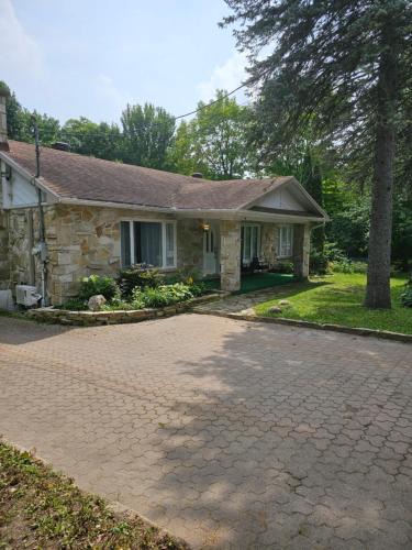 Ste Petronille Villa | Residence Orleans (inground pool)